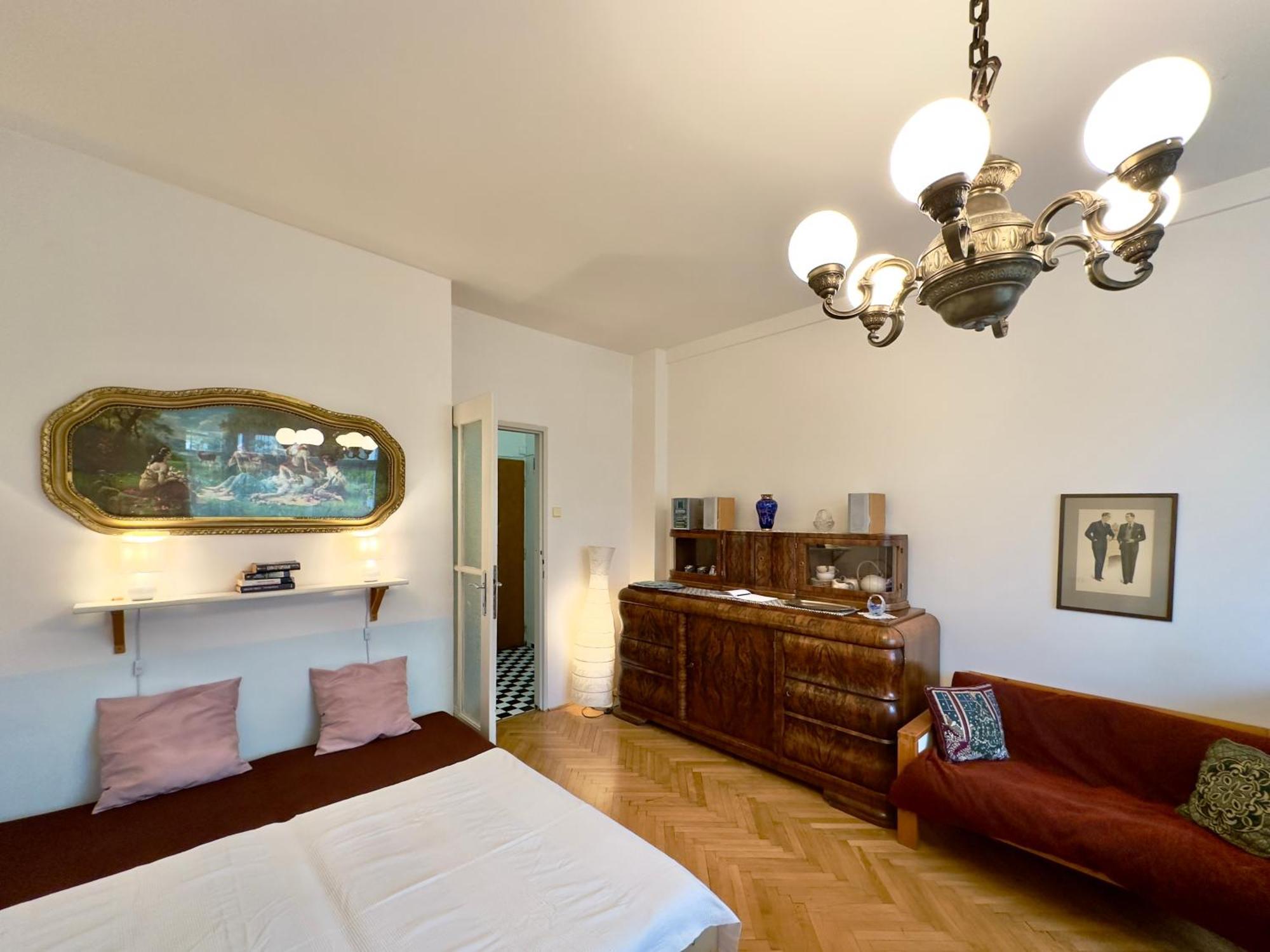 Apartment Sedlcanska - You Will Save Money Here - Equipped With Antique Furniture Prague Exterior photo