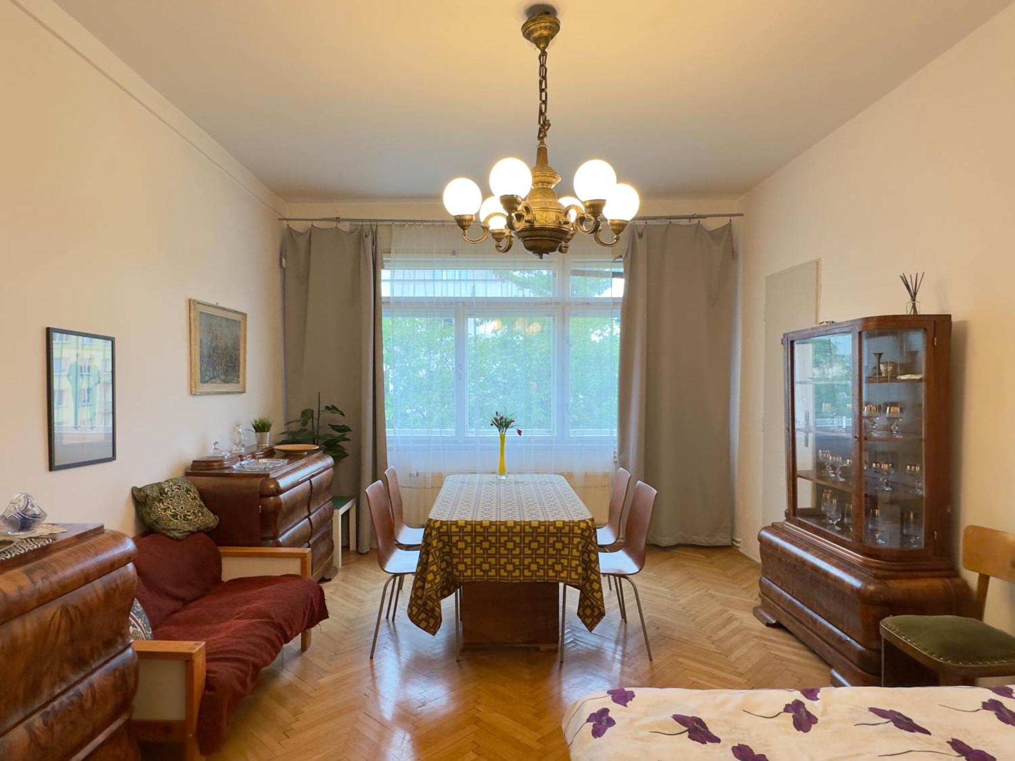 Apartment Sedlcanska - You Will Save Money Here - Equipped With Antique Furniture Prague Exterior photo