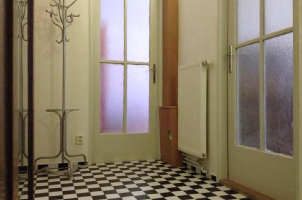 Apartment Sedlcanska - You Will Save Money Here - Equipped With Antique Furniture Prague Room photo